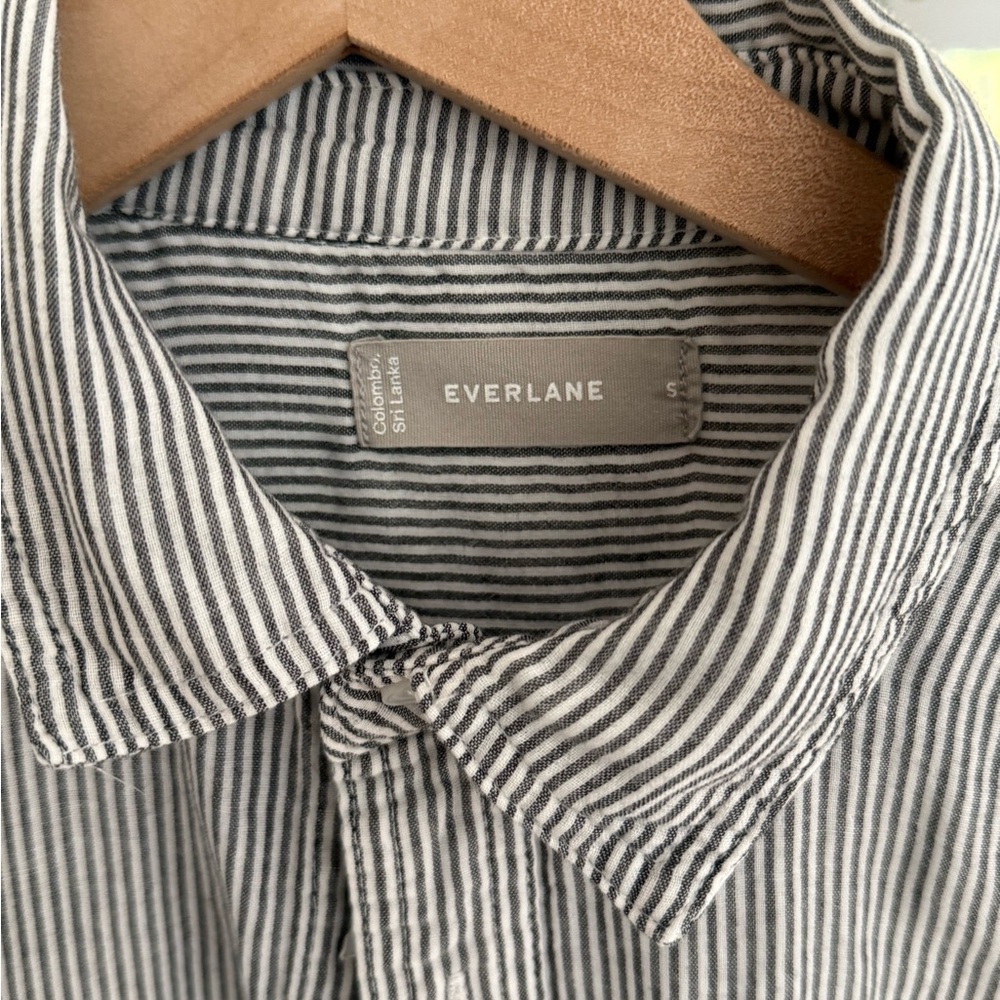 Everlane Men's Striped Black and White Shirt